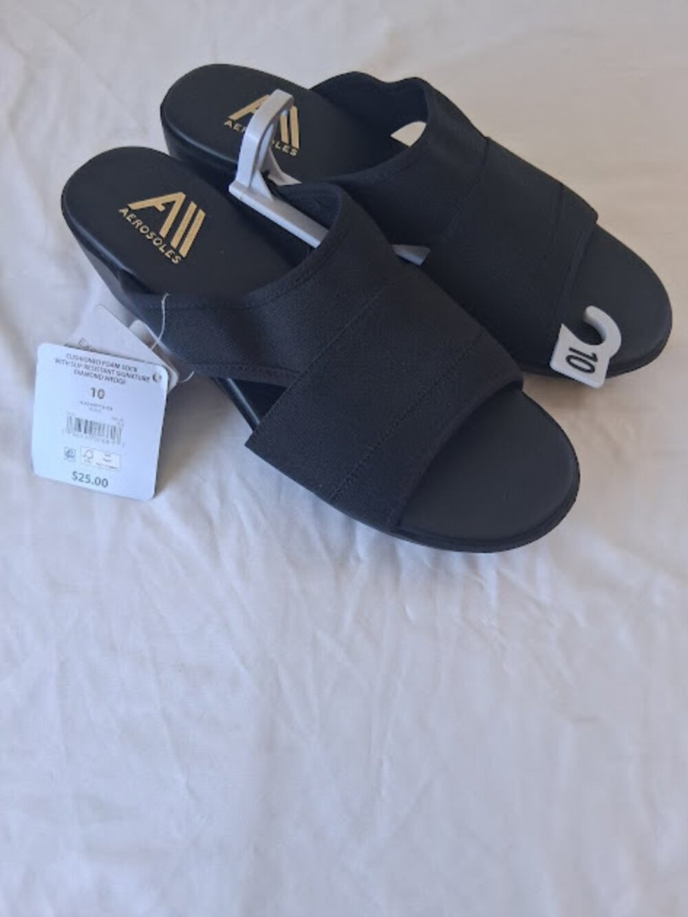 Aerosoles women's size 10 black Aerosoles slip-on sandals